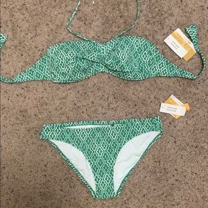 Banana republic // green patterned swim suite